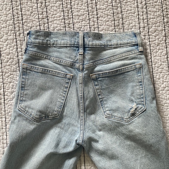 GAP Cheeky Straight High Rise Jeans - Picture 11 of 13